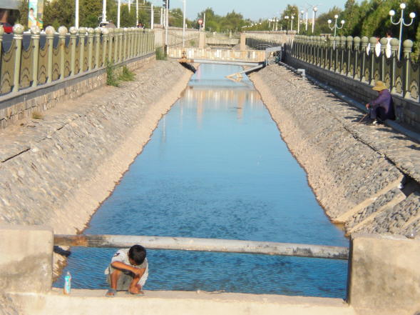 Bewsserungs-kanal